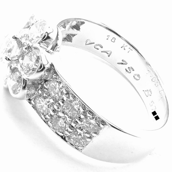 Authentic! Van Cleef & Arpels 18k White Gold Diamond Fleurette Flower Ring - Picture 3 of 8